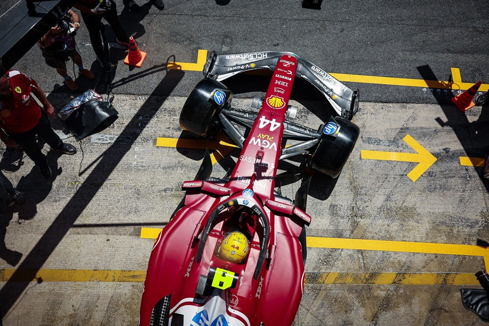 Rosberg: "A serious storm is brewing at Ferrari..."