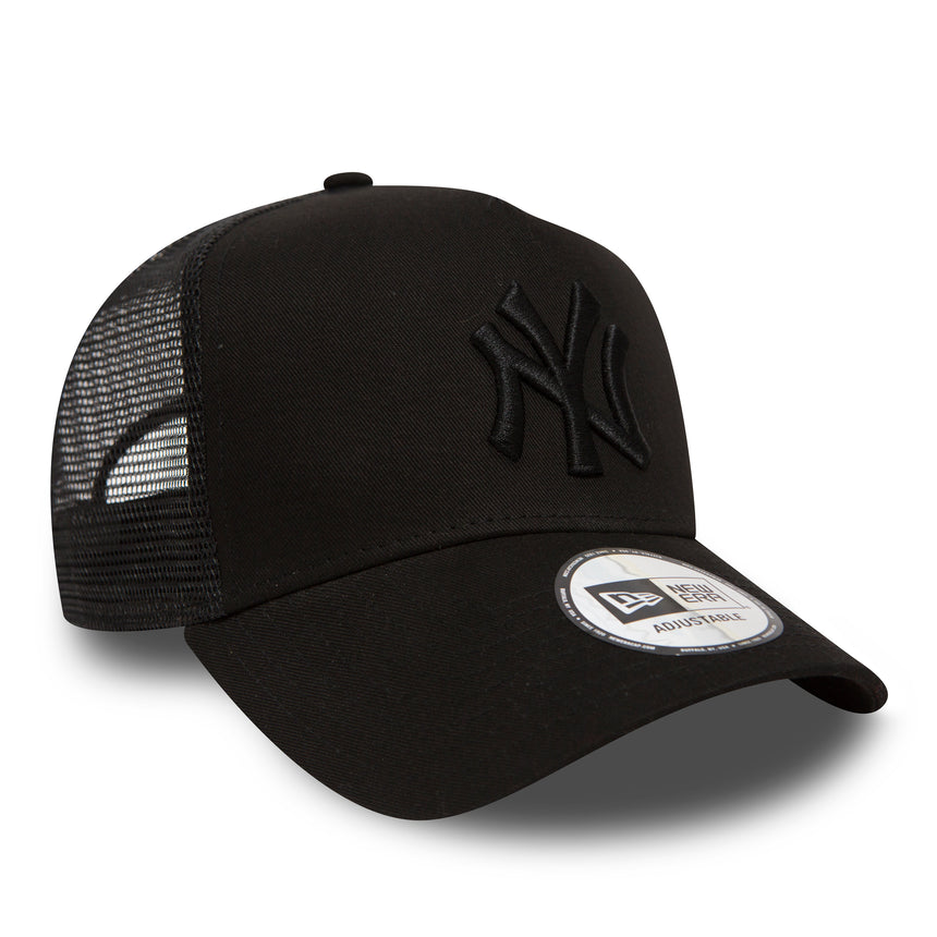 New York Yankees cap, New Era, trucker, full black