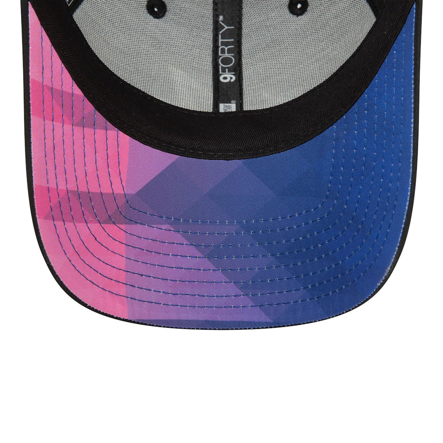 Gorra Alpine, New Era, equipo, 9FORTY, para niños, negra, 2024