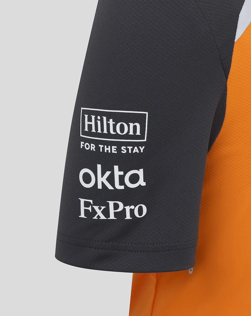 Camiseta infantil con el equipo McLaren F1 de Lando Norris