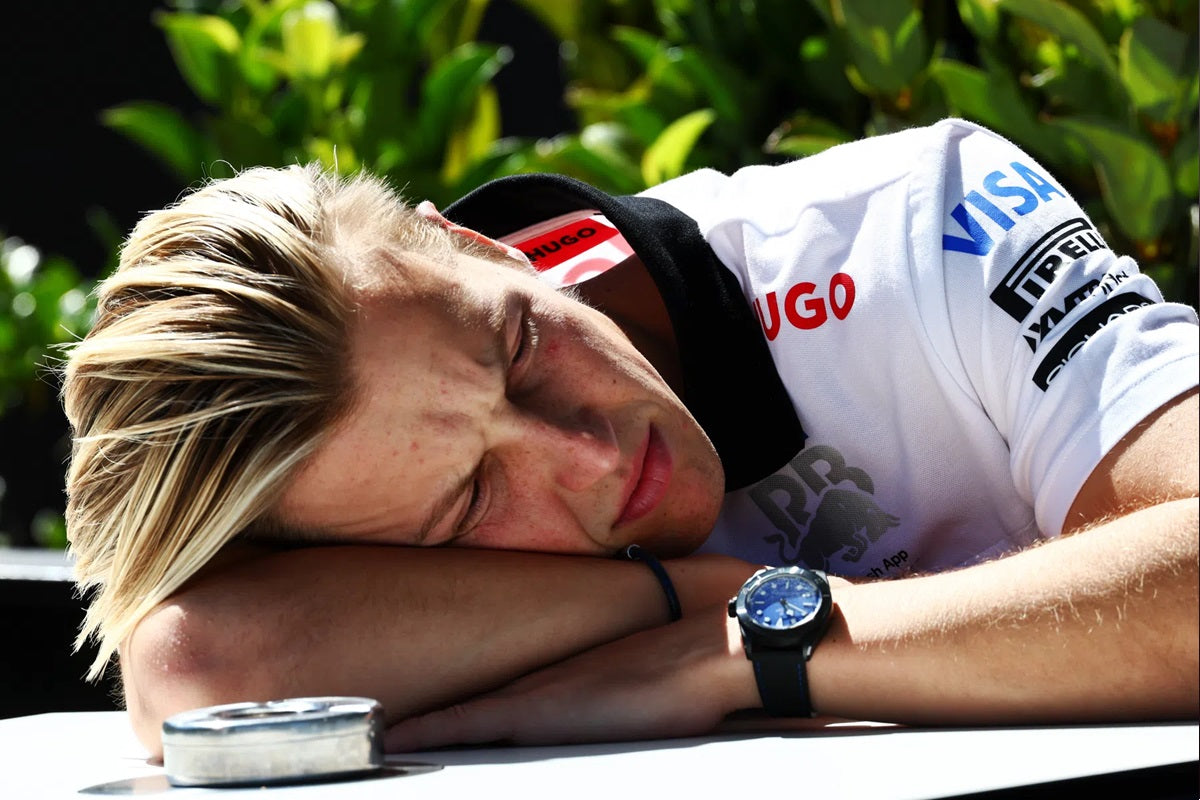 Minardi: "Lawson is sh*t because of Verstappen..."