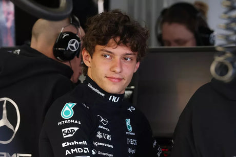 Antonelli claims Silverstone pole despite challenges