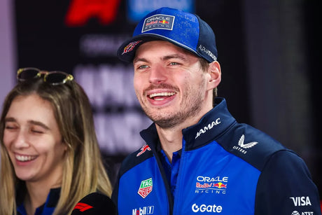 Verstappen takes pole in Singapore qualifying