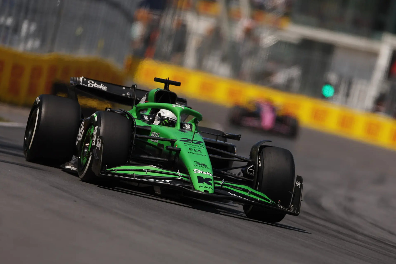 Audi's 2026 F1 Car Takes to the Track for the First Time!