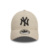 New York Yankees cap, black logo, New Era, 9TWENTY, essential, beige