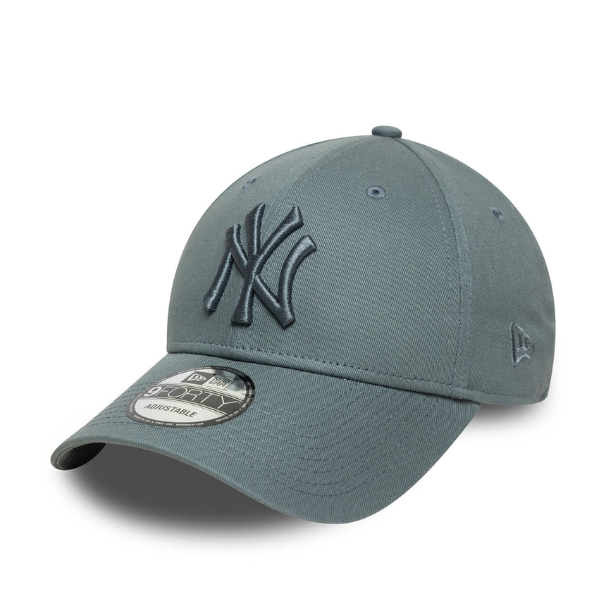New York Yankees cap, league essential pin, New Era, 9FORTY, camouflage, grey