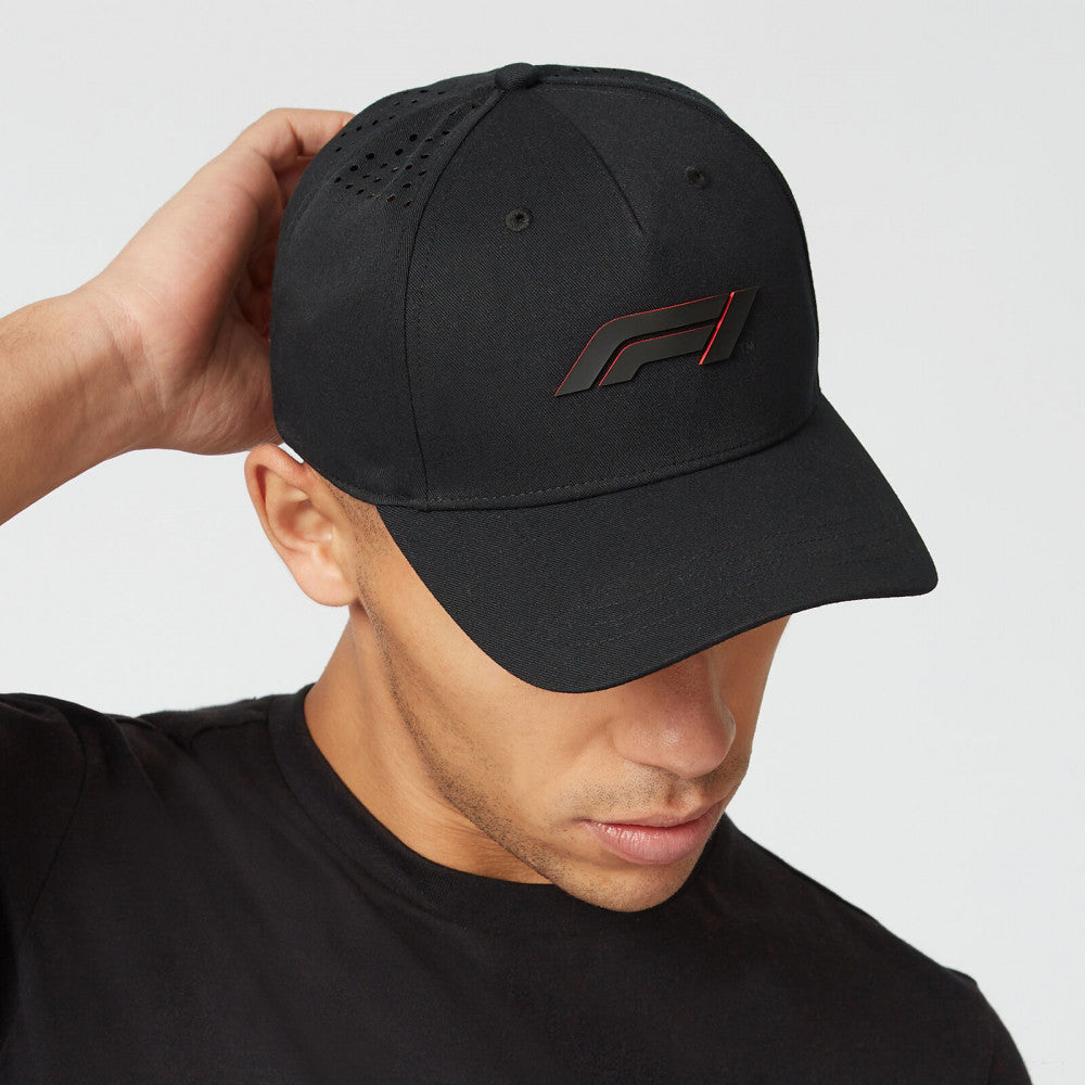 Formula 1 Baseball Cap, 3D Logo, Black, 2022 - FansBRANDS®