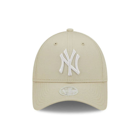 New York Yankees Women's League Essential 9FORTY Cap, Beige