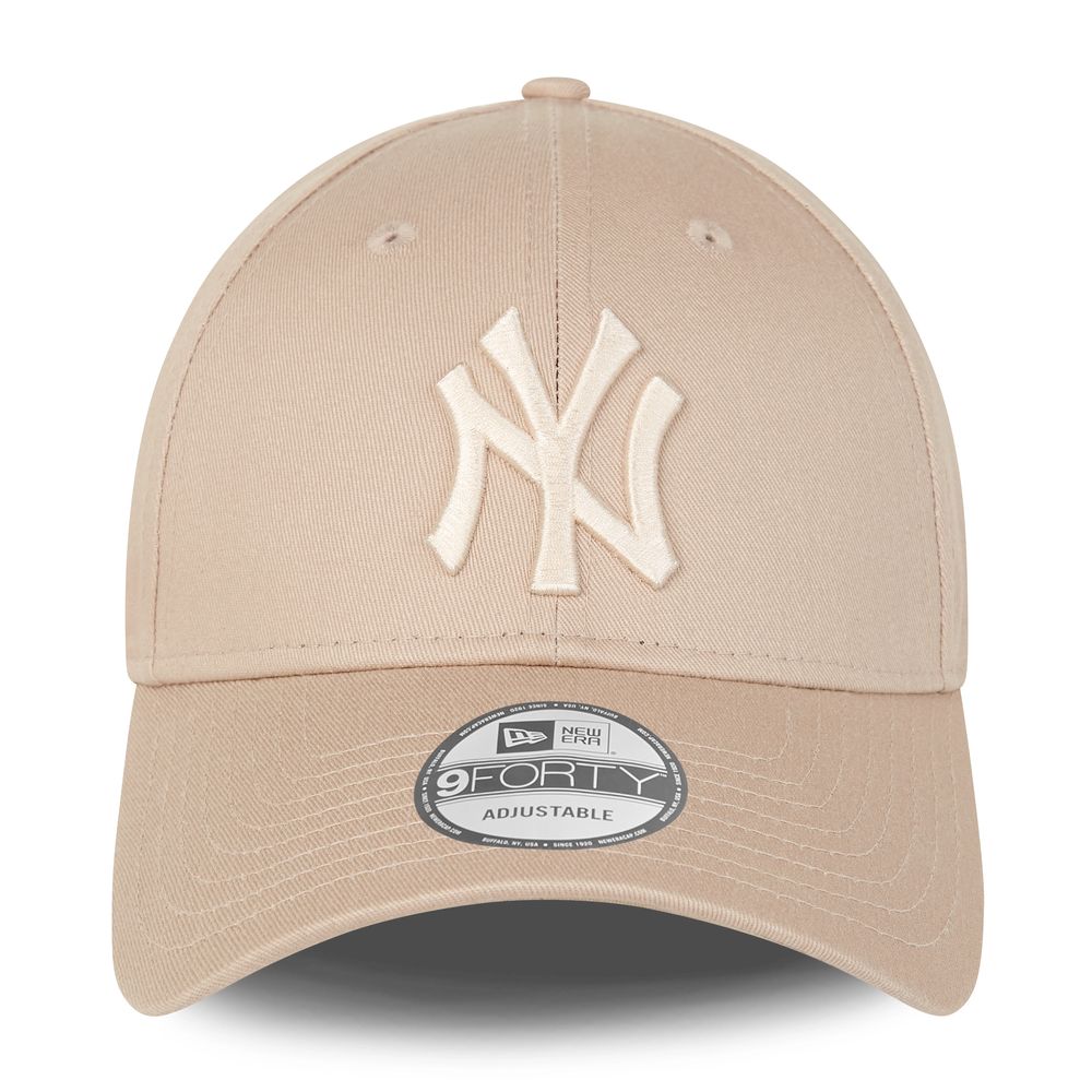 New York Yankees Essential 9FORTY Baseball Cap, beige