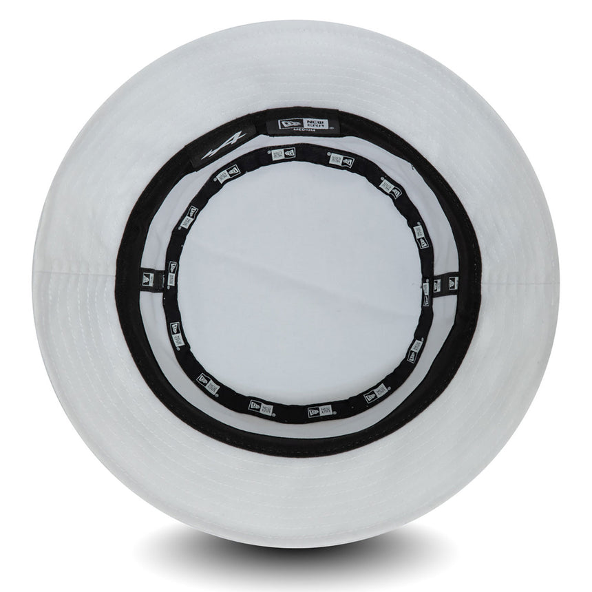 Sombrero de pescador Alpine, New Era, insignia de metal, blanco