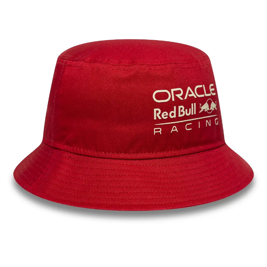 Red cap with ORACLE lettering and Red Bull Racing logo