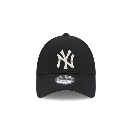 New York Yankees Metallic Logo 9FORTY Baseball Cap, black